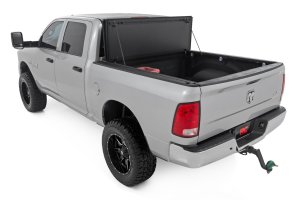 Ram 2500 Hard Tri-Fold Flip Up Bed Cover - Rough Country - 6'4